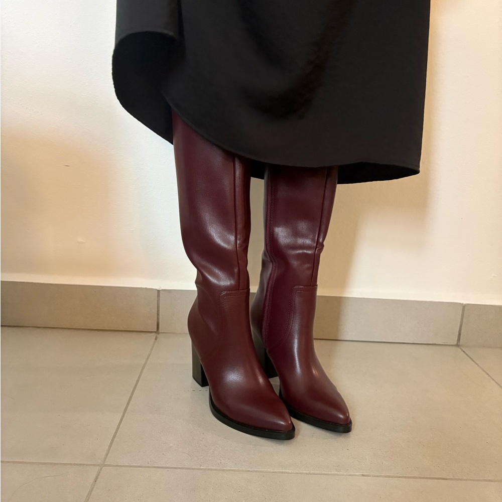 Women's Tall Burgundy Boots